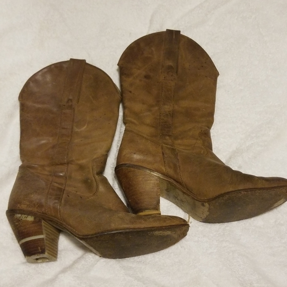 Leather cowboy boots
